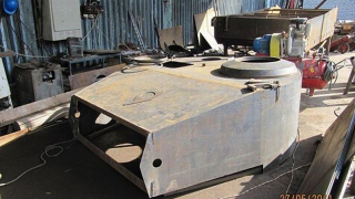 Illustration for article titled See An Amazing Russian Tank Replica Come Together